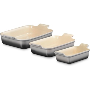 image:imageLe Creuset Silicone Stretch Lids 3 pc  Fits Rectangular Baking Dishes sizes 11 qt 25 qt and 4 qtOyster